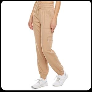 Juicy couture khaki jogger draw string  to waist  new, casual pants